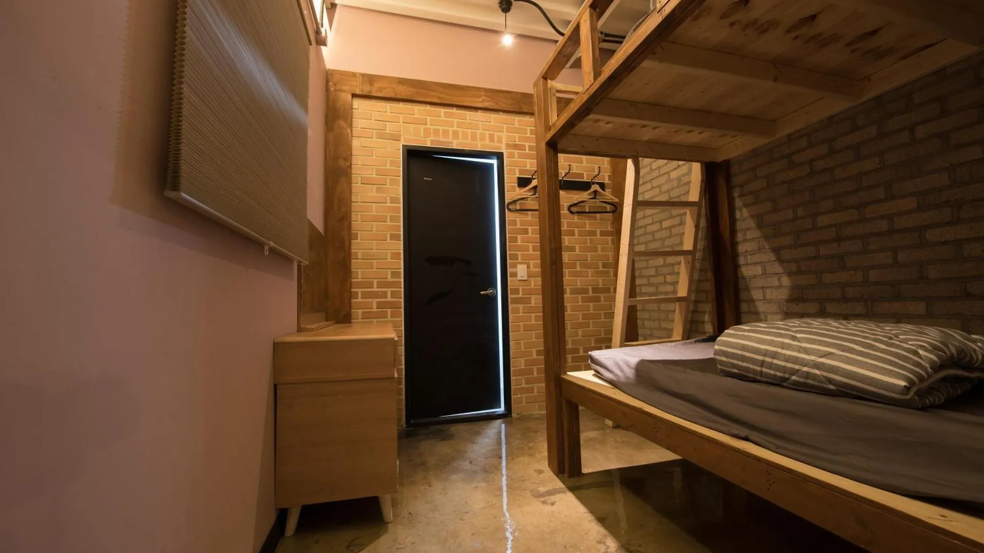 Inno Hostel & Pub Lounge Hongdae Soul 0*,